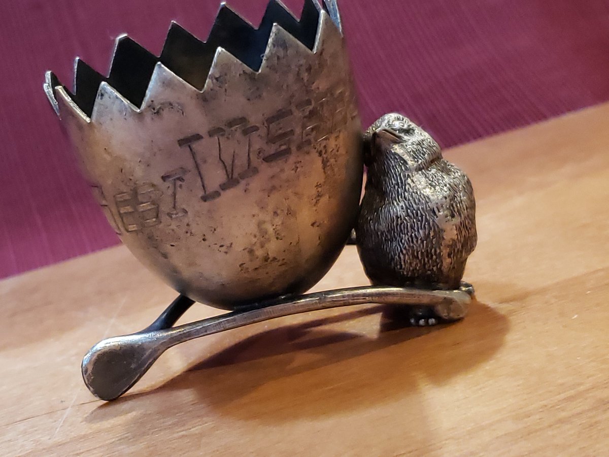 atticesoterica's tweet photo. Vintage Unsigned Pewter Egg Cup Featuring A Bird Sitting On Wishbone Holding A Sawtooth Edge Half Egg With Best Wishes Engraved On It https://t.co/OIP8wXfw6G #Antiques #Collectibles #AtticEsoterica #BestOffer #Etsy #Curios #Vintage #SawtoothEdge https://t.co/zFWjl9nQYc
