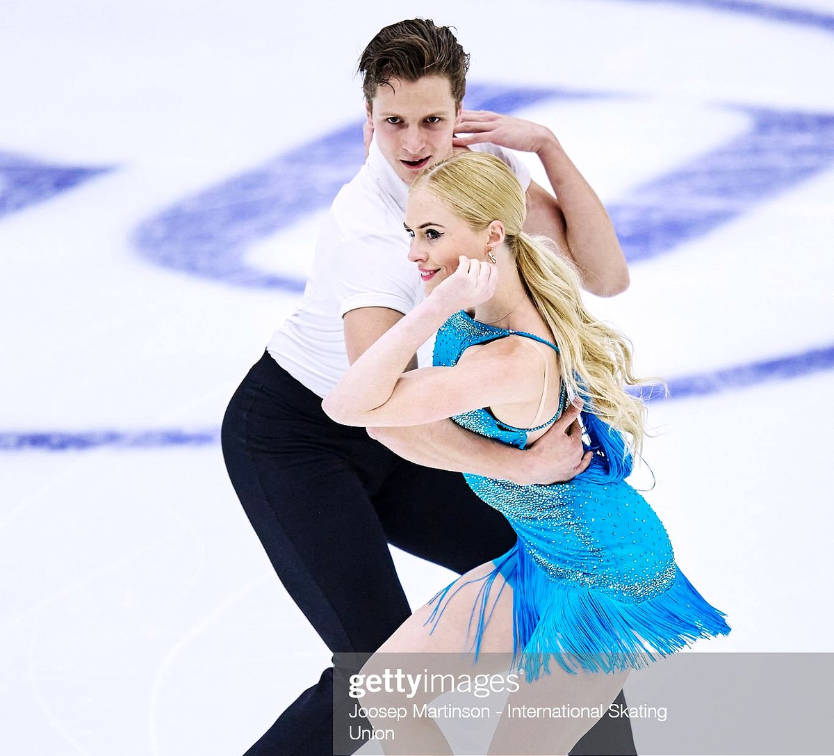 goldenskate's tweet photo. Happy Birthday π to Canada's π¨π¦ #HaleySales who earned all new PBs w/ #NikolasWamsteeker @ #CSFigure #USINTLClassic ππ» GS Fan Fest @ https://t.co/6ufsmJDAlP π¬ She likes singing π€, cooking π©βπ³, fitness, theatre π, and animals π π· 2022-23 RD Rhumba/Cha Cha/Samba #FigureSkating https://t.co/MVENAZyxDI