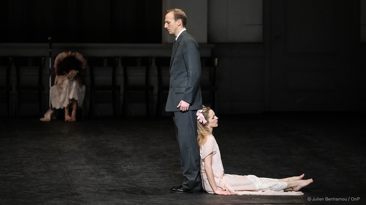 BalletOParis's tweet photo. #Kontakthof
Une pièce de Pina Bausch actuellement au Palais Garnier, qui présente sans fard toute l’ambiguïté des relations humaines.
https://t.co/0wq3RdN0On https://t.co/xs9V05FVyr