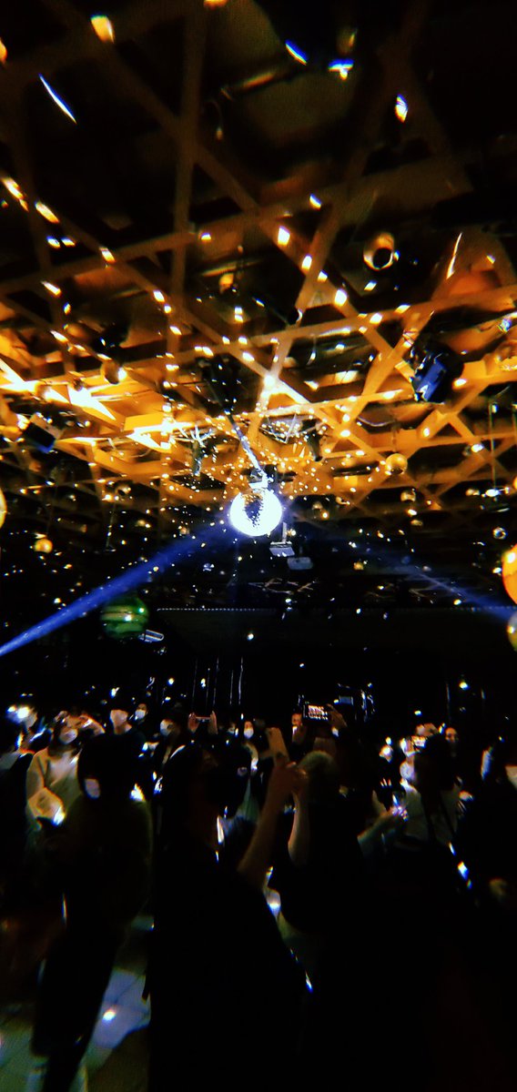 Vngstrom's tweet photo. ライブ自体4年ぶりか
対ありでした https://t.co/5hzaJxVi32