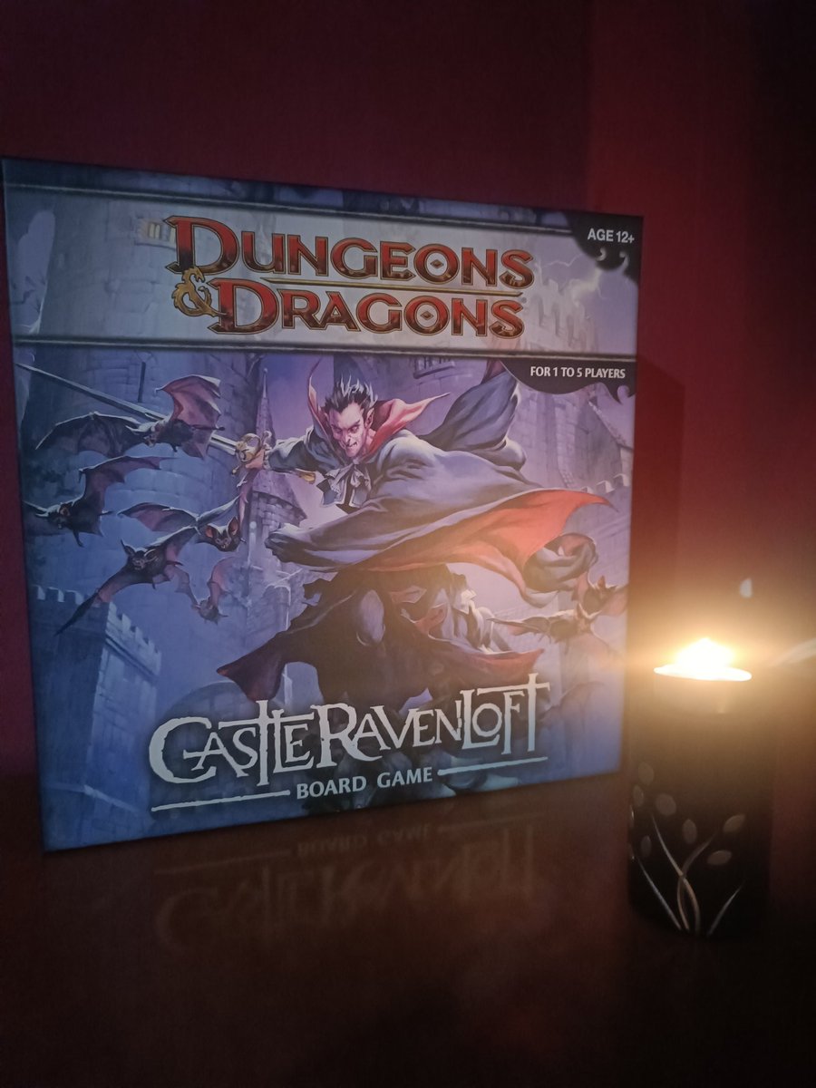 ChrisaliaAspith's tweet photo. Una velada con el conde Strahd 🦇🌹
#dungeonsanddragons #castleravenloft #countstrahd #boardgames #dungeoncrawler https://t.co/ne3fB8flOW