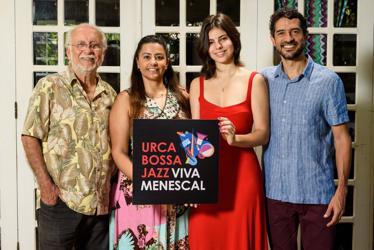 JazzUrca's tweet photo. Uma alegria contar com a participação de Roberto Menescal em nosso novo álbum, 'Viva Menescal'. Disponível nas plataformas digitais. 🎵 https://t.co/PKpnAlk5Lg