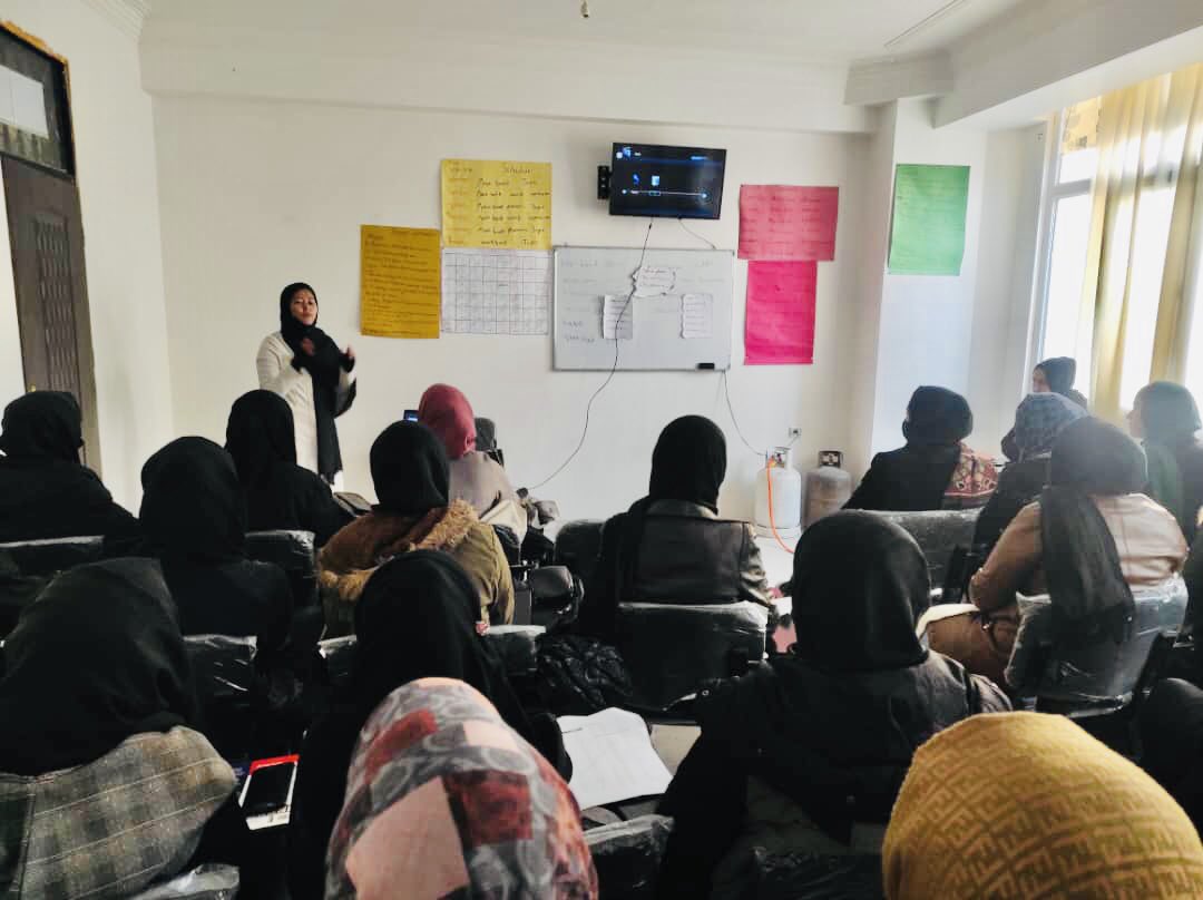 Roya Mahboob tweet media