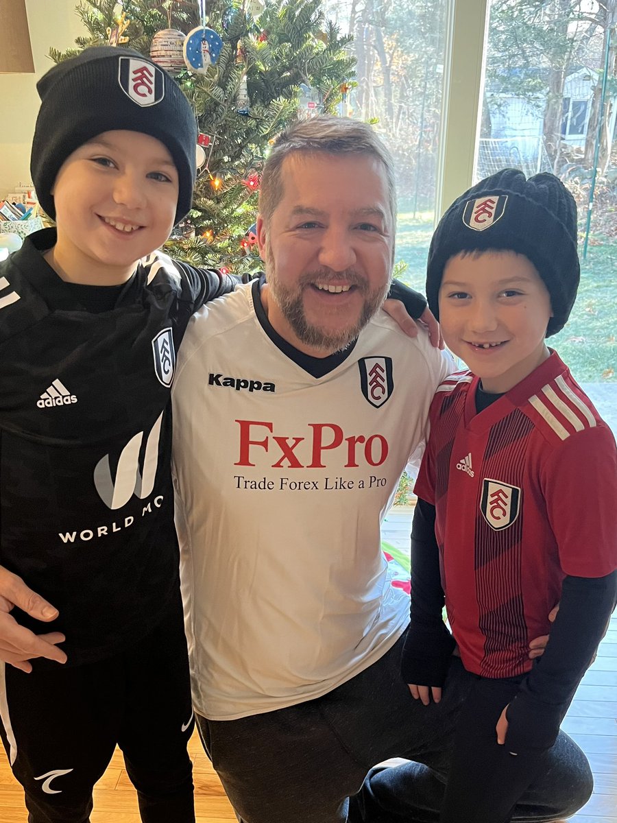 colriles's tweet photo. Cmon Fulham!! COYW #MyPLMorning https://t.co/a8IkBs371I