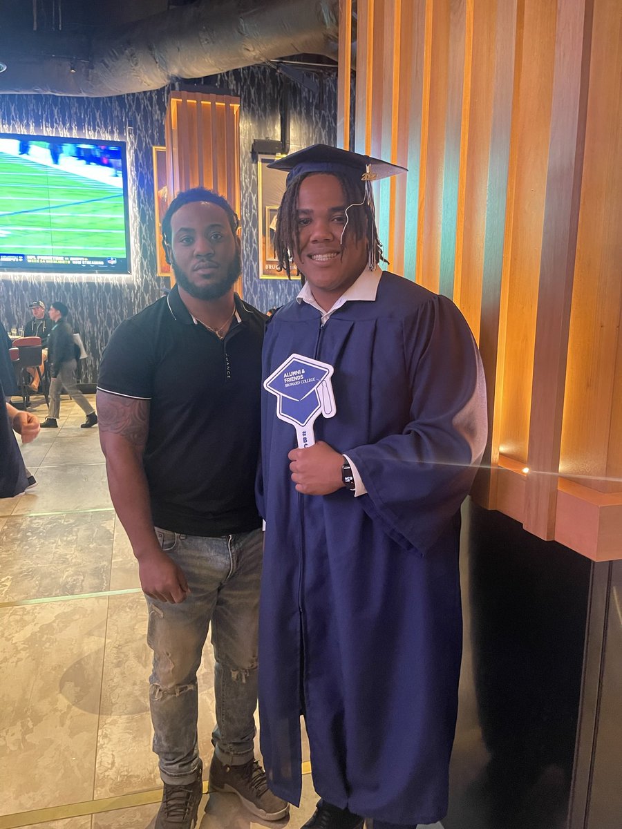 EdwardsClement4's tweet photo. Happy birthday my nigga love ya 4L🖤 @YFN_Brad  that boy old man now 😂 https://t.co/zdjwn24eio
