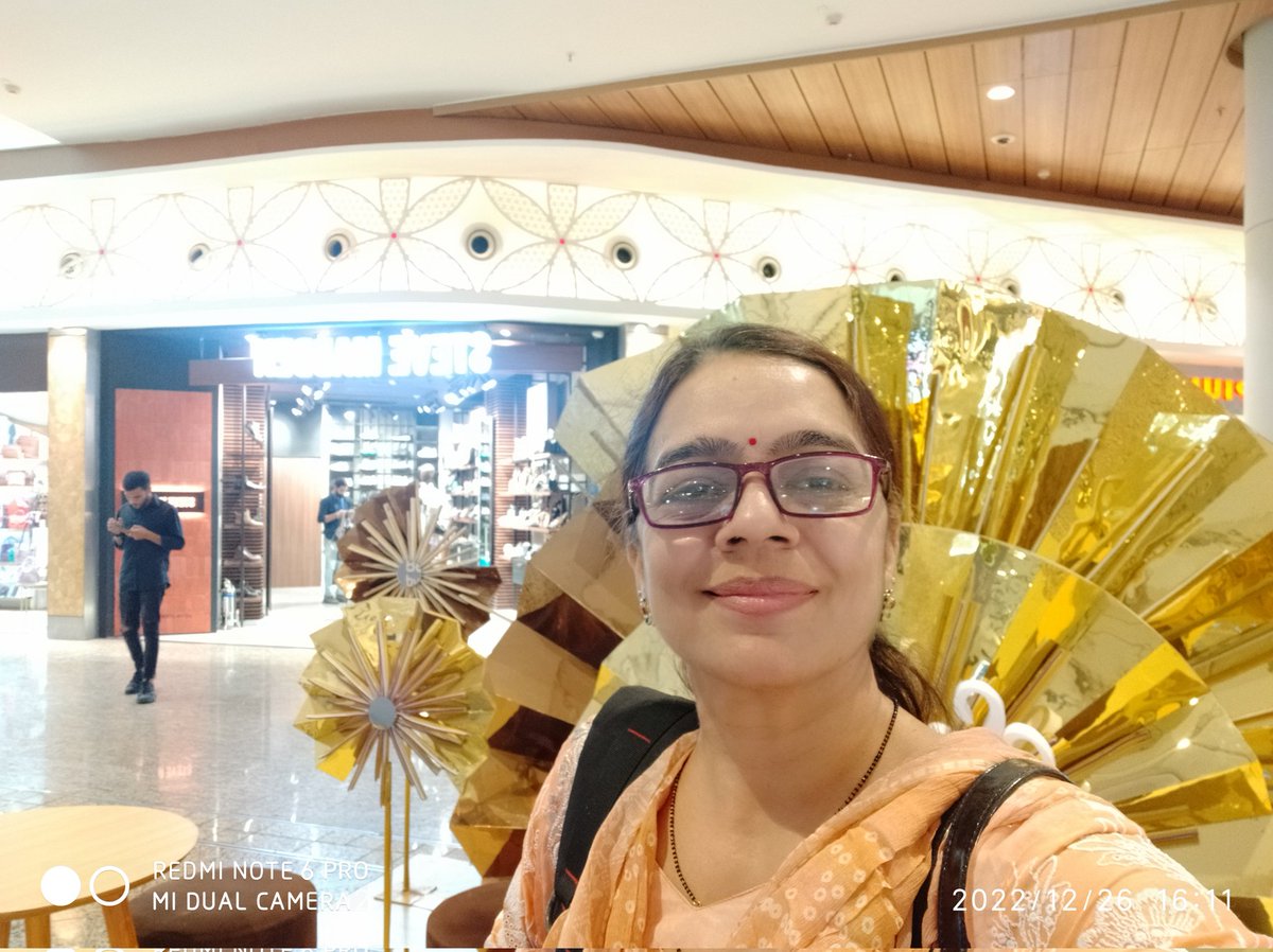 dranuharshal's tweet photo. The journey begins here TN #Foldscope Chapter wherever u go becomes a part of u somehow Woman in STEM #workshops #outreach #goingitalone #unconventionalliving #creativity #innovation #HOTS #studentempowerment #studentengagement #openendedenquiry #DST #INSPIRECamp Thanks @esi_tvm https://t.co/otF0O2ae4P