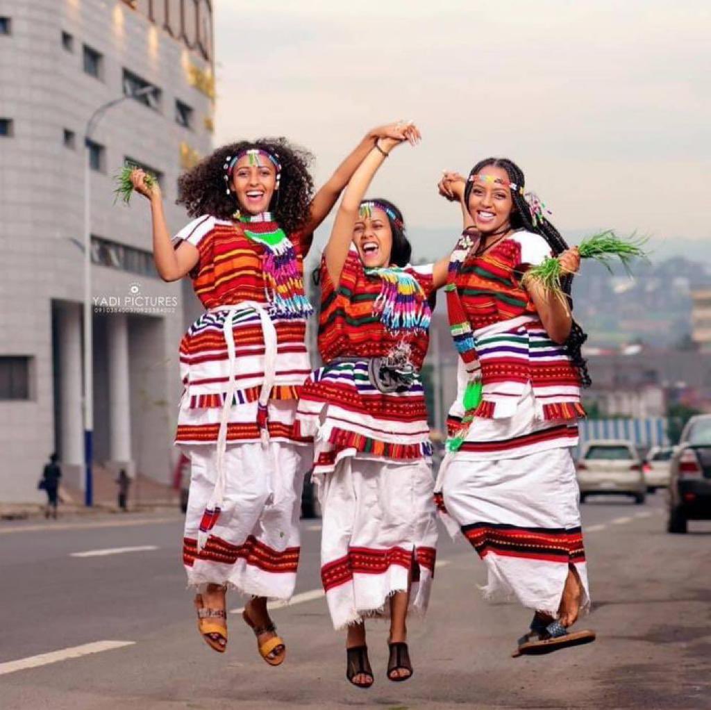 IamMzilikazi's tweet photo. PRIDE: Promote what you love instead of bashing what you hate #CelebrateAfrika 23 https://t.co/8rePdvQoXL