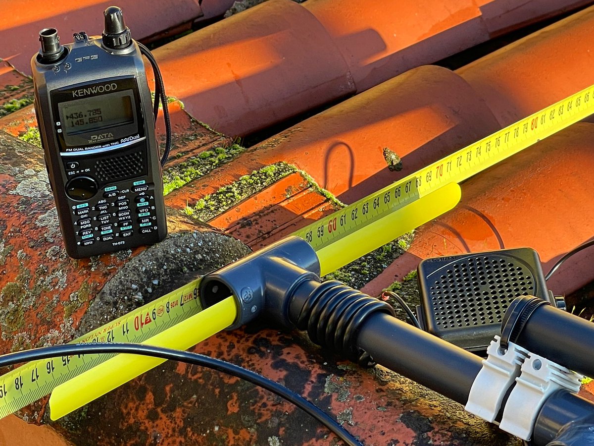 Dav Sennairton tweet media