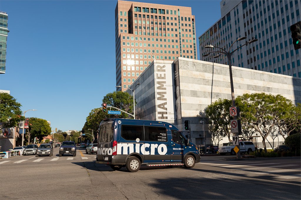 NJTPA's tweet photo. In addition to Metro Micro in #LosAngeles, #microtransit services include MARTA’s Reach in the #Atlanta region, @CDTA’s FLEX service in New York, and @ridewithvia #JerseyCity in New Jersey, among others. Read more in the latest #InTransition magazine:
https://t.co/ZyXLJAD8Nz https://t.co/sxfNmQMjej