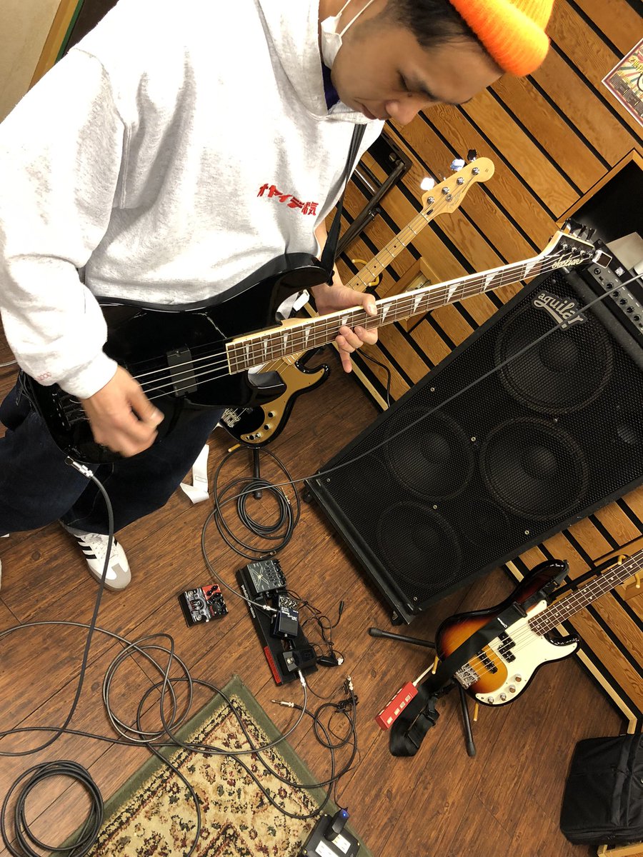xtakashix's tweet image. 今日はベー音研究会エクストラ シールド編
@electric_83 @DEVUMAX 
シールド試しまくり、JCの使い方からラインの出し方までじっくりチェック
ニューシット調達予定🪢
ありがとうございました🙇🏻‍♂️