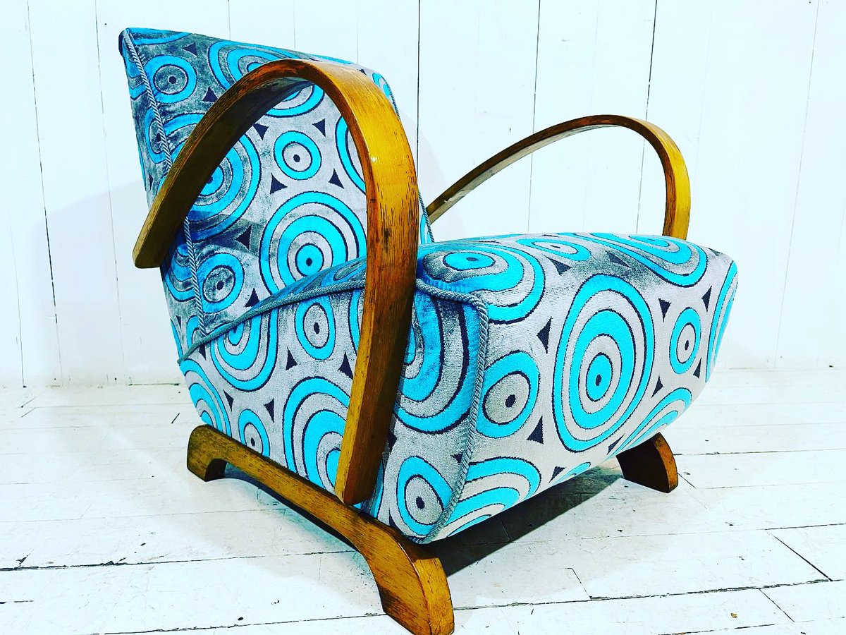 eclectic_trade's tweet photo. 20% off all stock for today only. BoxingDaysale! The Rare Chair Company #therarechaircompany #specialfinds #rarechairs #vintagechairs #midcenturychairs #retrochairs #customercommissions https://t.co/0gzWPVgVfO