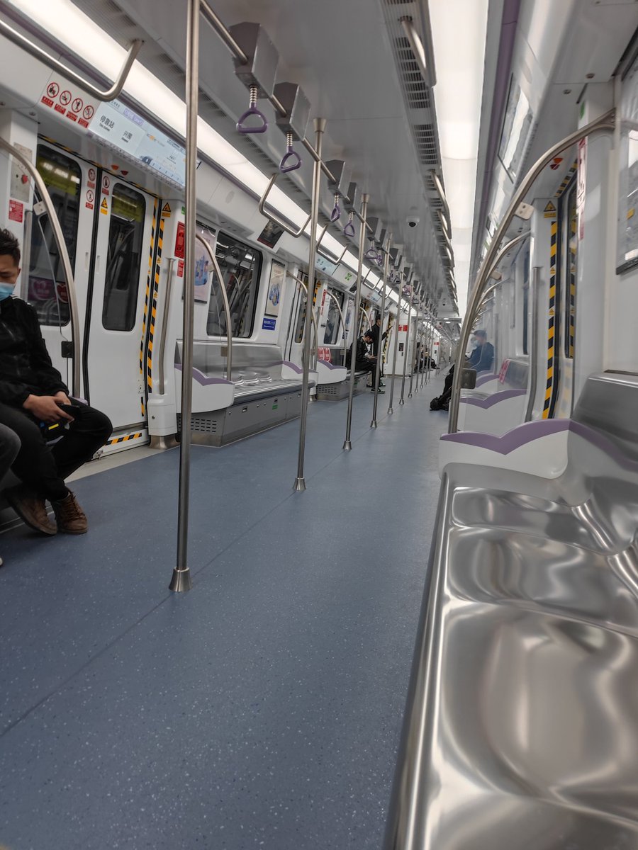 KiltTilter's tweet photo. On #line12 today. Either really quiet or good timing #SZMC #Shenzhen #viewfromthefront https://t.co/wV00vGzXvh
