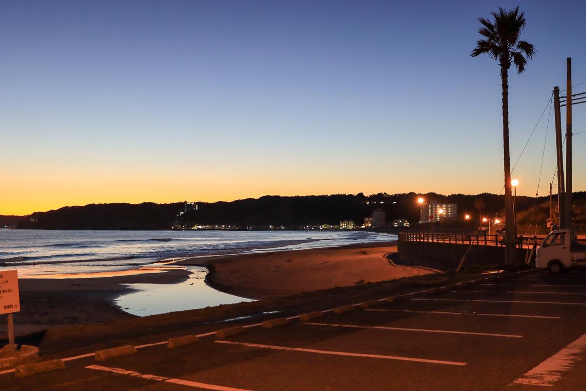 tomoned's tweet image. 冬の海は
寒いけど綺麗だ。
久しぶりに
夕方の御宿で
ぼっちSurf
人も少なく
とても気持ちが
よかったよ。
#bodyboard #bodyboarder 
#ボディボード #surf #surfing 
#サーフィン