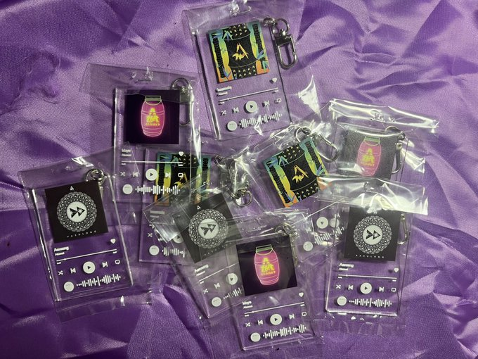 BiniWiki's tweet photo. PPOP RISE!!! These Spotify Player Keychains are NOW AVAILABLE!! 

Limited Stocks only!

#BGYO #ALAMAT #KAIA #MNL48

https://t.co/gk22e9yvoD https://t.co/WmVke6TtwN