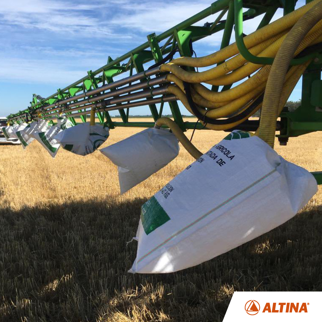 AltinaArg's tweet photo. Máxima precisión y uniformidad, incluso con cargas de producto bajísimas😲
Nuestro #KitAltina es ideal para aplicar cebo para bicho bolita🌱Empleá2️⃣ kilos de cebo por hectárea sin desperdiciar producto y con un alto control de la plaga👌
¡Gracias Mariano Álvarez por las fotos!📸 https://t.co/Q0qCnNYgFH