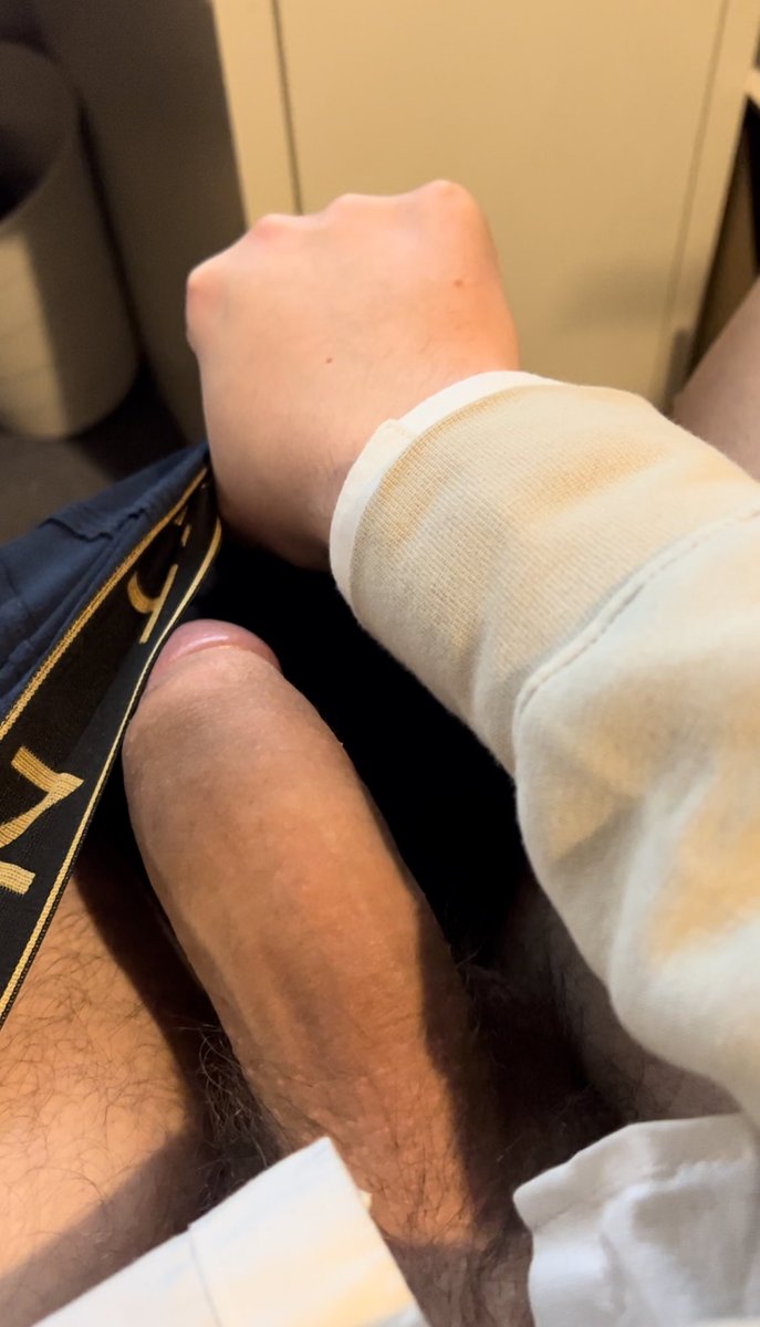 str8andhung's tweet photo. @HotUKLad https://t.co/WERGzBut6c