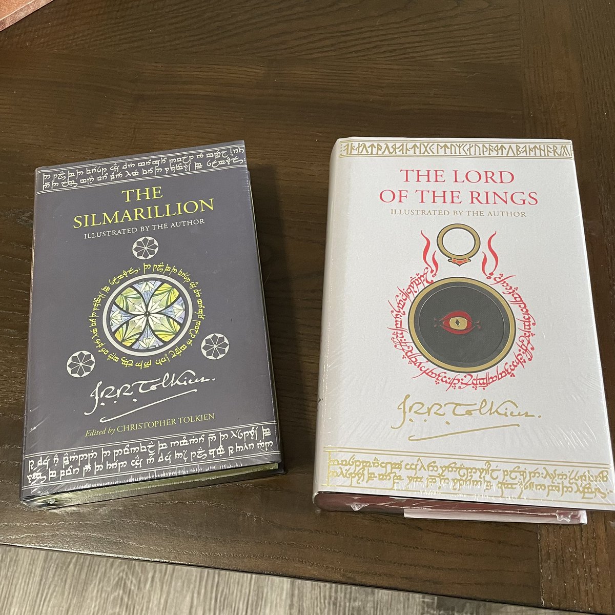 z3wright's tweet photo. Got these two beautiful, illustrated editions for half off today! If you have anything you want to add to your bookshelf, today’s the day to do it! https://t.co/ZfrvwZSoQp