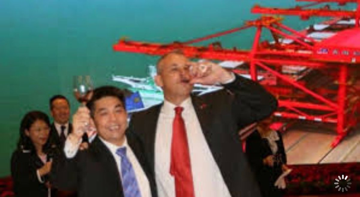 ajphelo's tweet photo. So it was a fantastic idea to lease OUT our only north coast port 99 y to a PRC SOE with close ties to the PLA and to this day Denis Richardson maintains his ‘nothing to see here’ stance. ‘Onya Gilesy! @peterstefanovic @Dr_M_Davis @cnlyonsjones @AndrewSErickson @ElbridgeColby https://t.co/wJyXJd0kU7