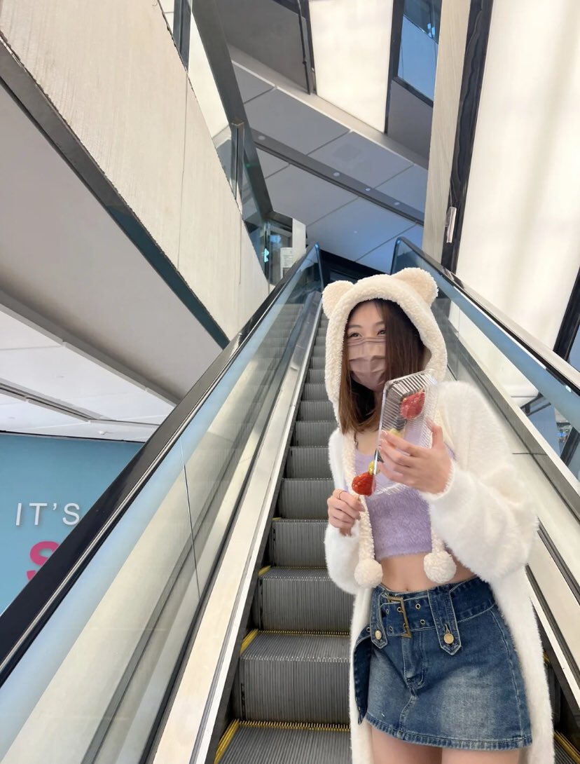 dream__0917's tweet photo. 甜的只愛糖葫蘆❤️
鹹的只舔大🐤🐤
#音樂課 #裝備 #上課 #狀況愛 https://t.co/IAyzgk9Wk7