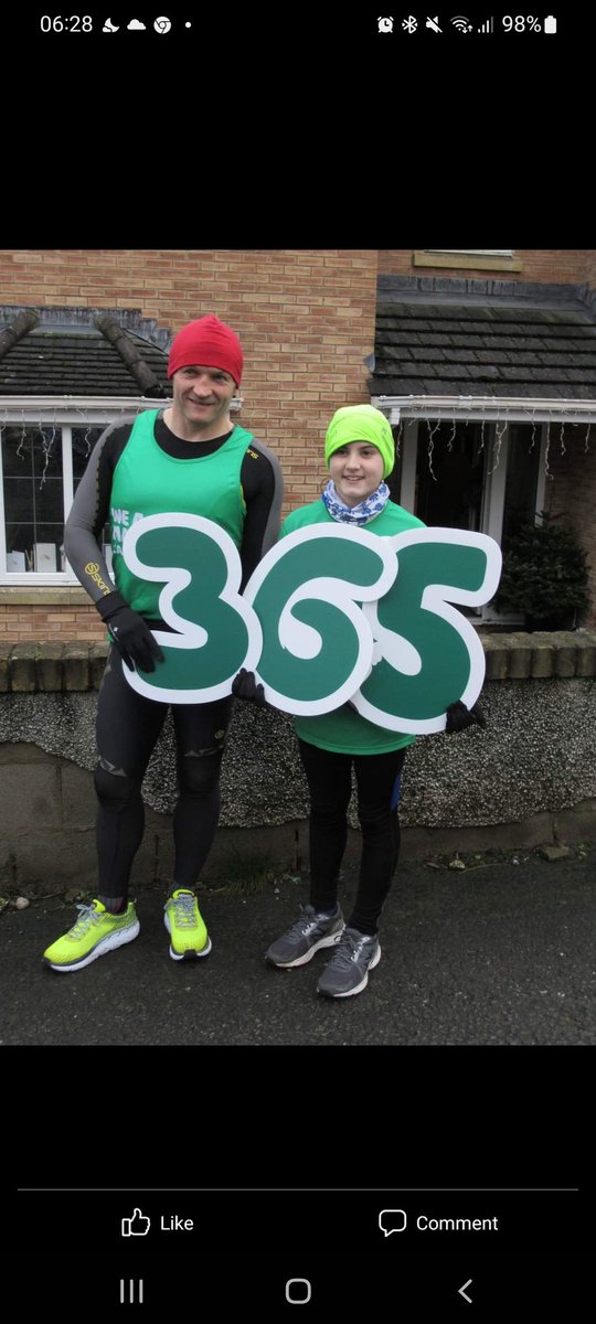Marathon_Man365's tweet photo. Here's the moment Beau reached day 365 of his running challenge in 2018 / 2019

Only FIVE days to go until I reach this magic number.

Can we recharge 4️⃣0️⃣0️⃣0️⃣0️⃣0️⃣ on the page today?

Please tell everyone about this story

#GetGaryTheMillion

https://t.co/f3fEez60W9 https://t.co/kFyFx4DhyP