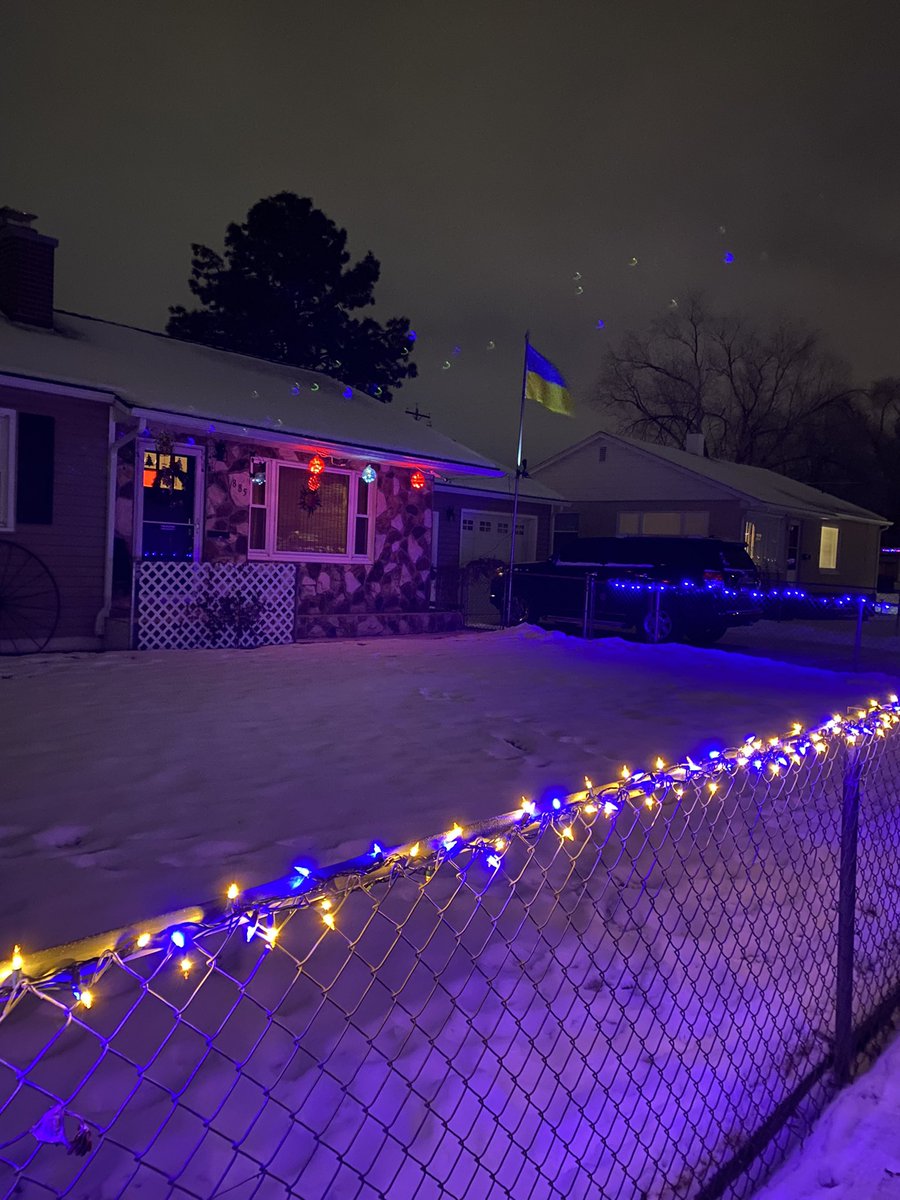 Thinking of the people of Ukraine 🇺🇦 on Christmas. Love from Idaho.   #UkraineWillWin