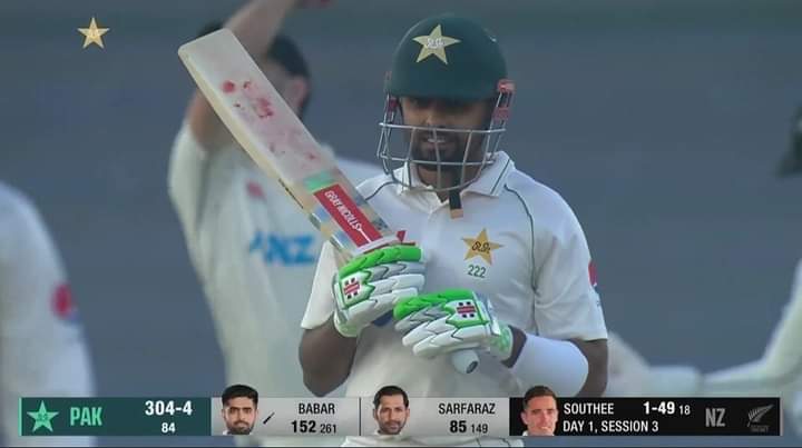 ItsKomal18's tweet photo. King Babar Azam 1️⃣5️⃣2️⃣* As a Tribute to India 👌
#BabarAzam𓃵 https://t.co/LkaYA15iBY