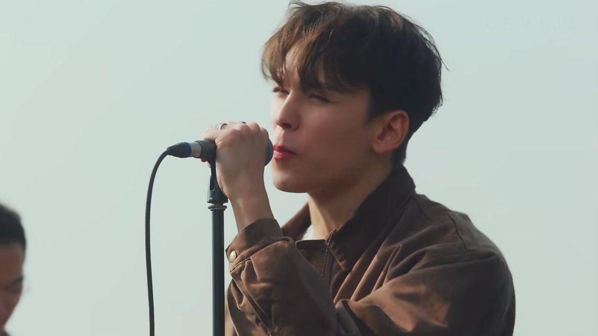 vernonlovebot's tweet photo. vernon band live sessions >>>>>>>> https://t.co/7LpPjx2Q2M