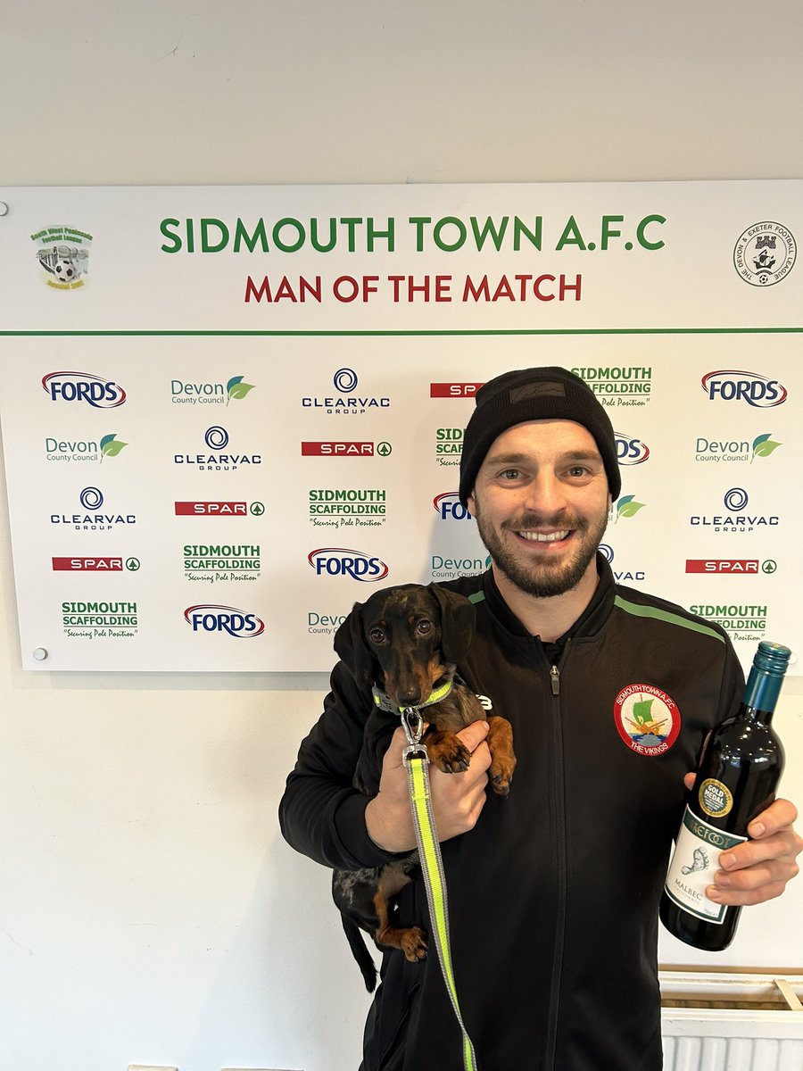 Todays Sidmouth Spar Man of the Match was awarded to <a href="/charliecox490/">Charlie</a> for a DOG-ged display in the middle of the park 🔥🐶 

Attendance was 179, thanks to both sets of fans for their support 👏💚

<a href="/swpleague/">WALTER C. PARSON PENINSULA LEAGUE</a> <a href="/swsportsnews/">South West Sports News</a> <a href="/Honiton_Town_Fc/">Honiton Town Fc</a> 

#UTV 💚 #Vikings