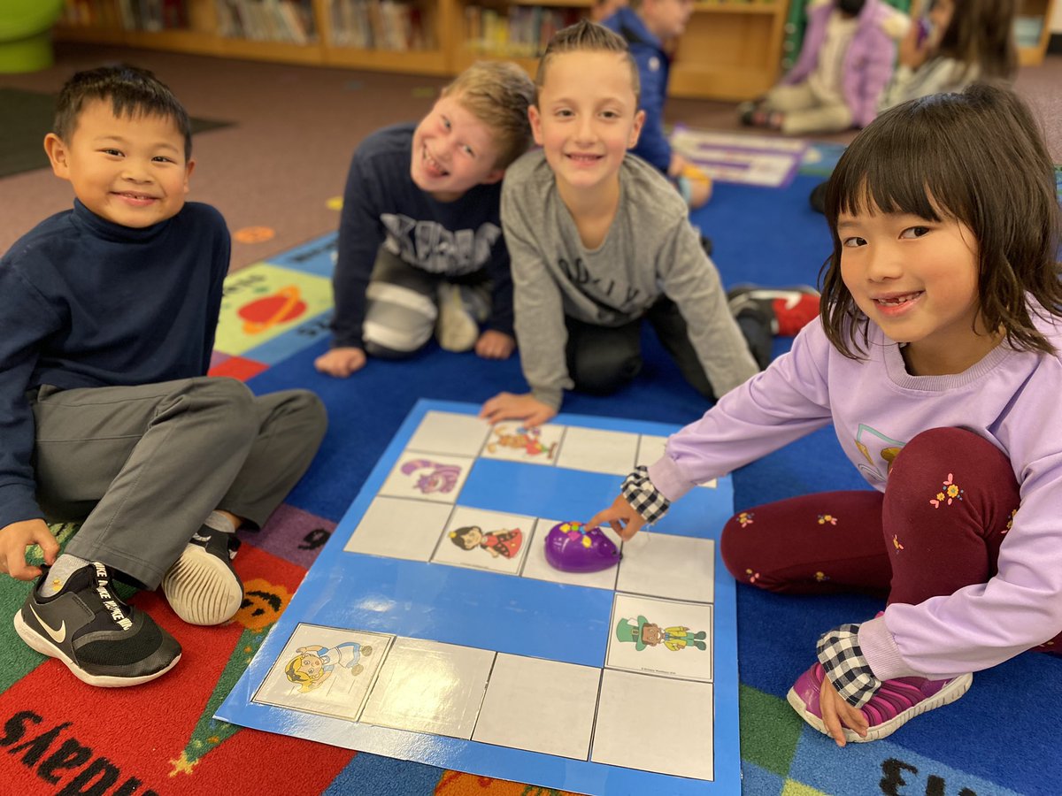 POBSRLIBRARY's tweet photo. SR Library 2nd Graders enjoyed problem solving and working as a team to help program their Code and Go Robot Mice through a maze. #hourofcode @LearningHandsOn @MrsPsihogiosPOB @StratfordRdPOB @BWileyPOB @POBSchools https://t.co/69GfEBi92R