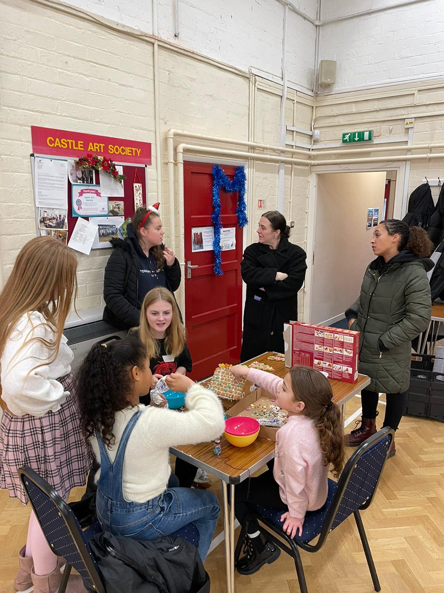 Last week we had our HAF Christmas special at weoley hill village hall
All the kids had a great time and left with loads of goodies for Christmas 🧡
As always the team did amazing in making the day fun and engaging 
Wishing you all a lovely Christmas and a happy new year 🧡🎄😇