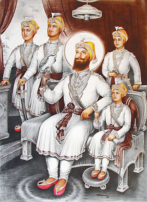 AskAnshul's tweet image. A chapter on Veer Bal Diwas should be included in school textbooks.

Bravery &amp;amp; martyrdom of Guru Gobind Singh&apos;s sons should be known to students across India.