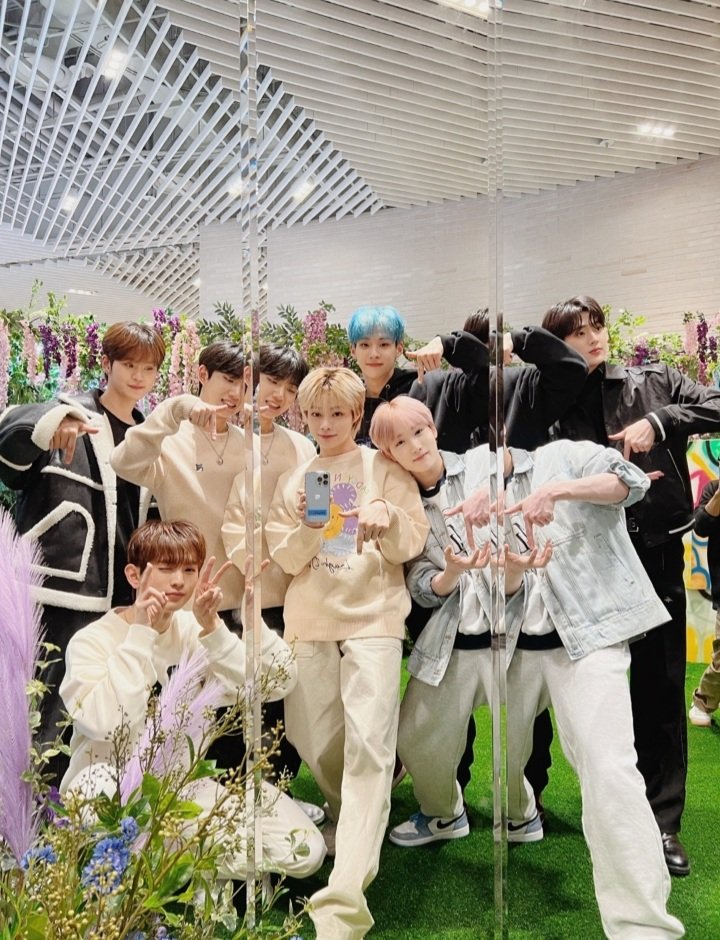 QueenIs82513773's tweet photo. @TPST_twt Happy 300th days with TEMPEST
I only want to companion with #HANBIN &amp; #TEMPEST forever❤🌀 
#300DaysWithTEMPEST 
#TEMPEST300日おめでとう https://t.co/skZZ0TCdhe