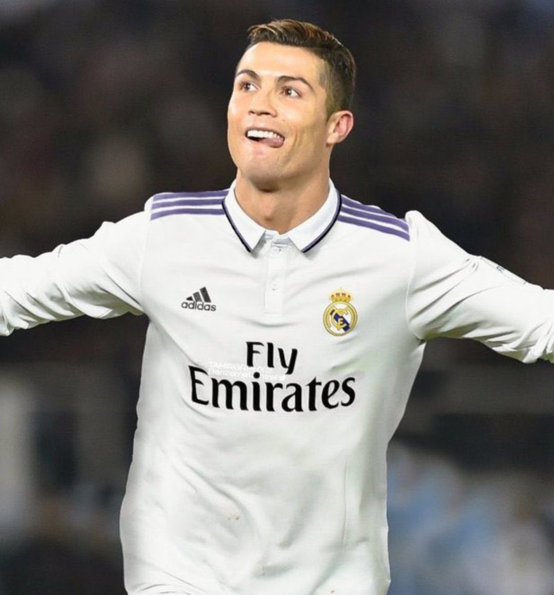 ¿Ficharias de vuelta a Cristiano Ronaldo para el Real Madrid?

❤️LIKE: SI
🔄RT: NO