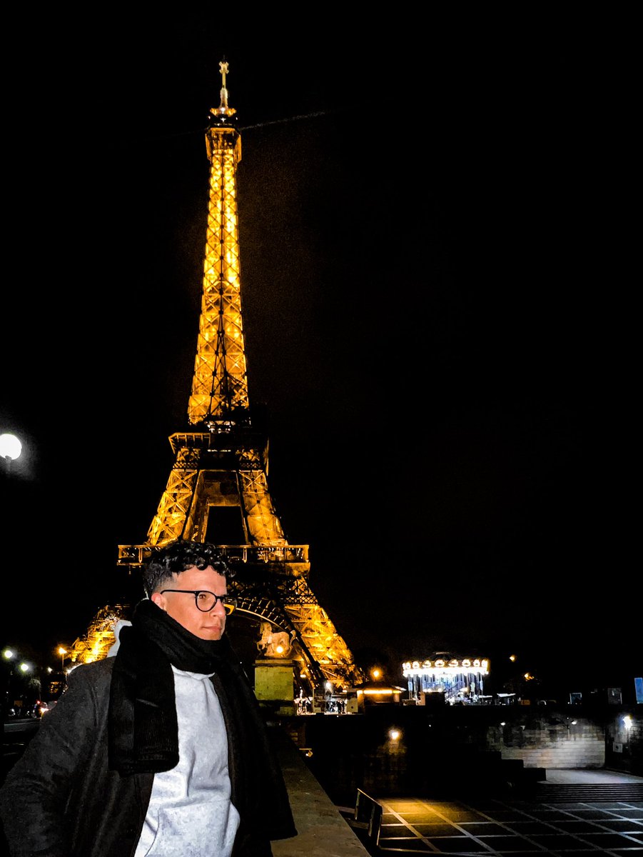 CarlosTequila's tweet photo. Paris, Diciembre 2022🇫🇷📍❤️ https://t.co/QnsWA6mtbJ