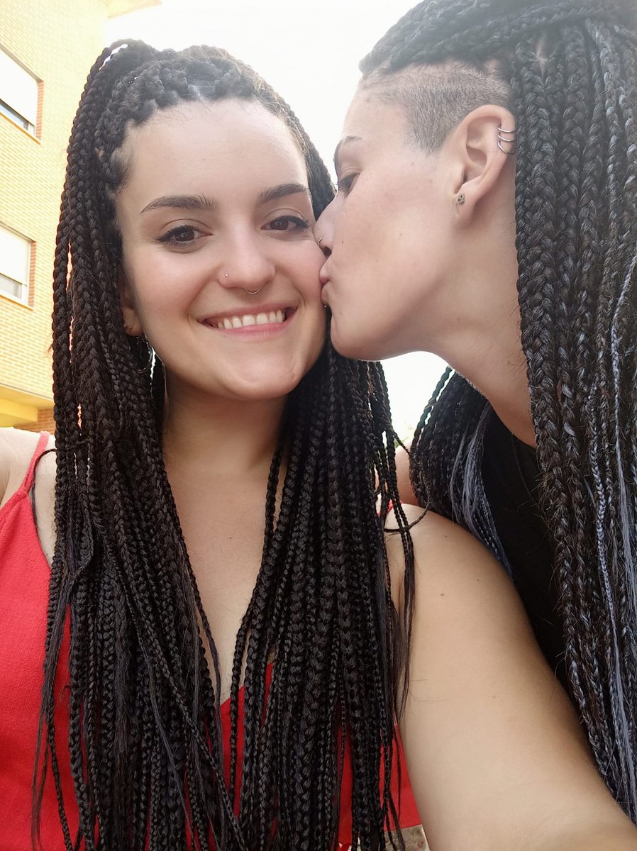 IrisRegaira's tweet photo. 💜💜💜 https://t.co/ZxZMCwniAm