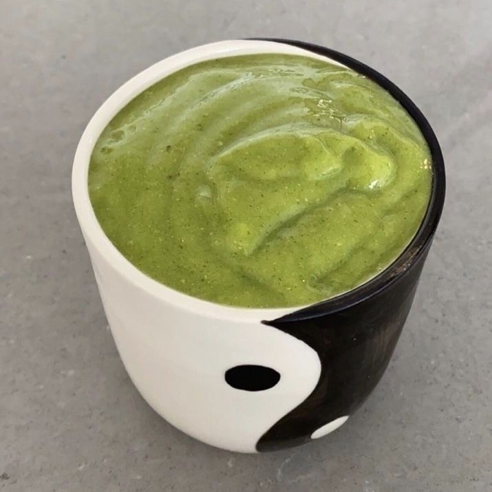 baahtcha's tweet photo. Recover from the holidays with this tasty matcha treat from @itshealthyandwealthy! #baahtcha https://t.co/erdZ9qoXWT