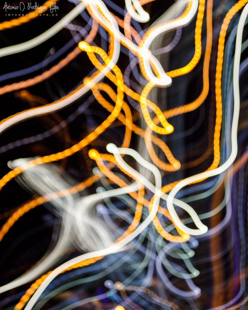 IntegralPhoto's tweet photo. Luces de Navidad​​​​​​​​
#integralphoto_spain #valencia #puertovalencia #puertodevalencia #marinavalencia https://t.co/5zOnQjjixT https://t.co/yFiC1Kx1vC