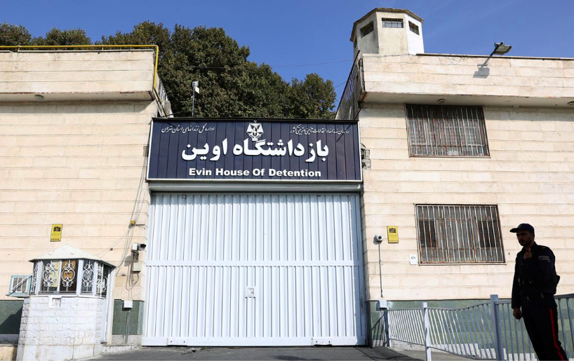 FRF1984's tweet photo. The Iranian government accesses the social media accounts of those detained. Tech companies are not equipped to stop it. 
Link: https://t.co/zi40T7RuXr https://t.co/iNihktqF0q