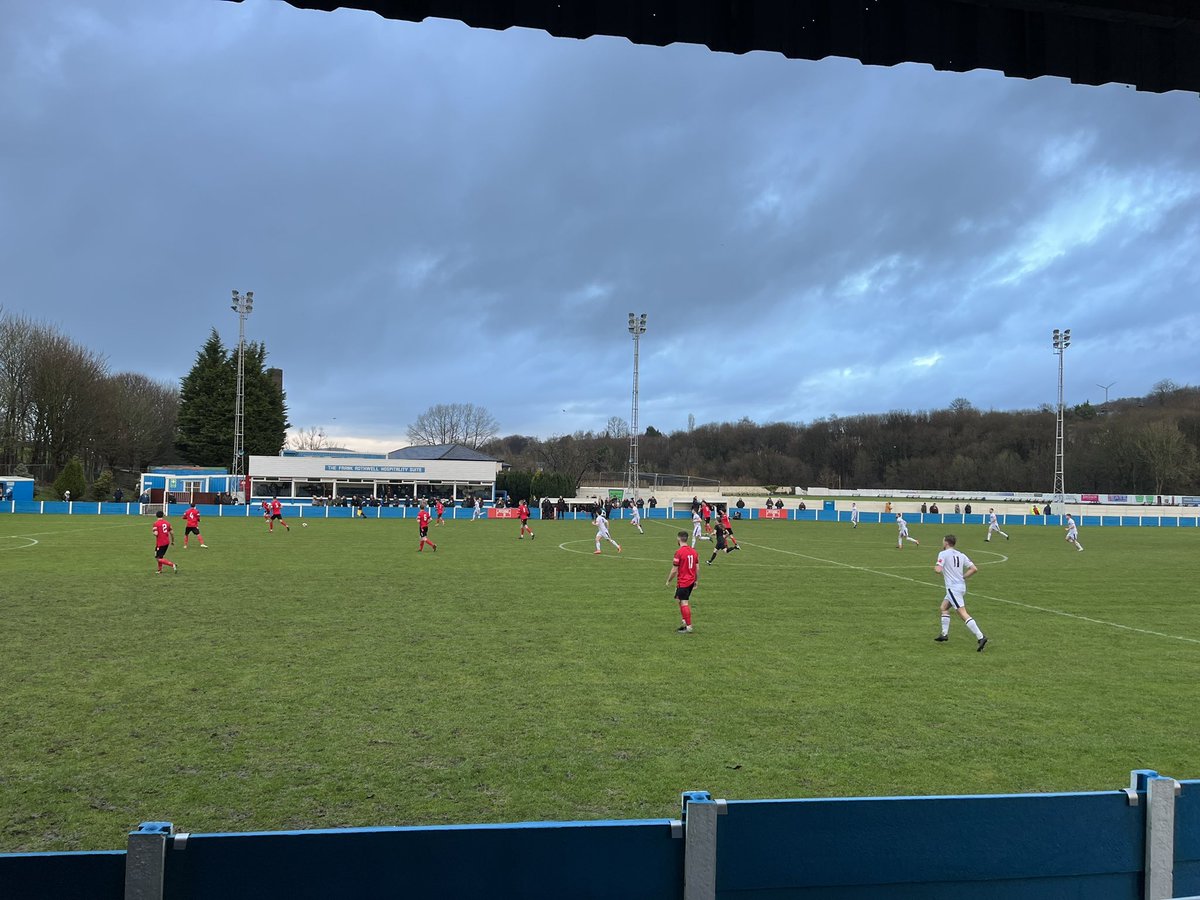 AlastairCooper's tweet photo. Spot of grassroots Boxing Day football. Ramsbottom v Trafford. 🐏 https://t.co/a6clu4bnpV