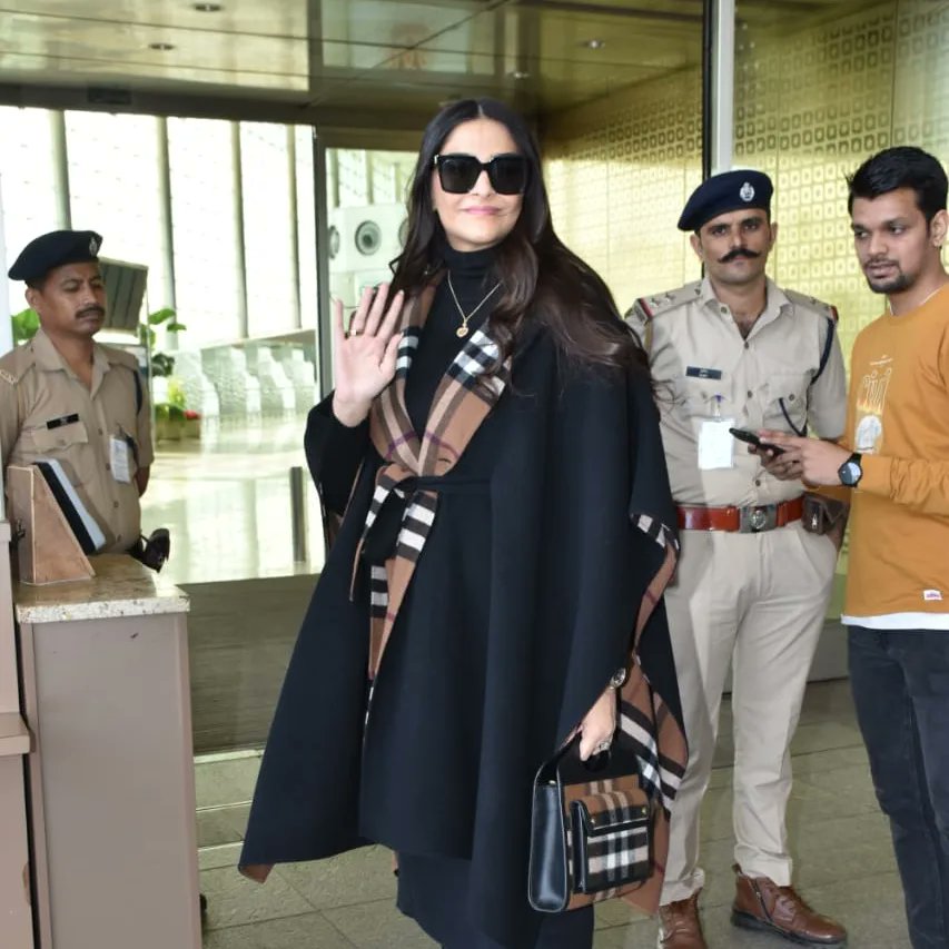 Sonam Kapoor spotted at airport.