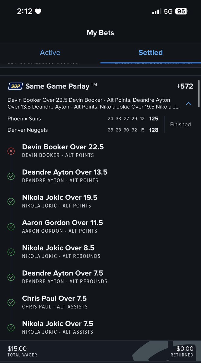 Ballinislifee's tweet photo. Nah fr @FDSportsbook Y’all got void booker on these bets bra ! Shawty only played 4 minutes bra !! N I hit too bra it’s only right y’all do that for us too man it’s Christmas ! https://t.co/bV24w2fHu9
