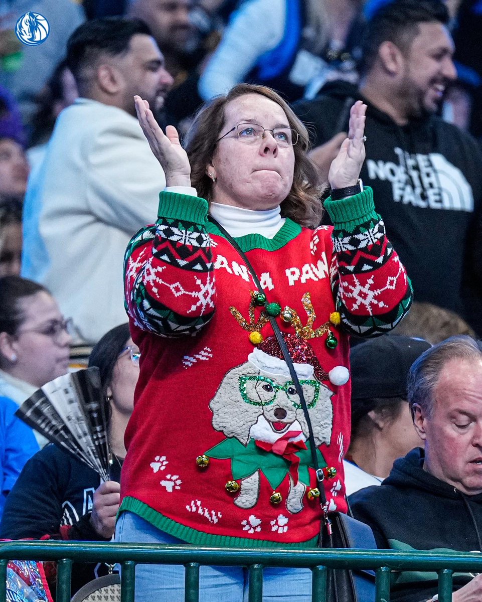 MavsOffCourt's tweet image. All we wanted for Christmas was a MAVS WIN 🙌🙌 #MFFL