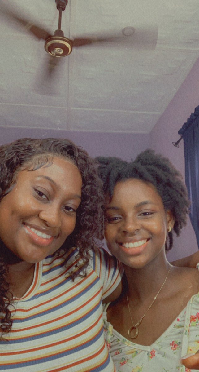 joanna_bepeh's tweet photo. I went to visit my family today.

Take a look at my younger sister.

Do we look alike? 🤔 https://t.co/AfF3d9DPZP