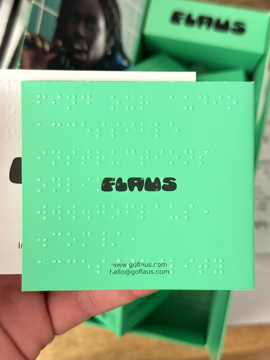 I am wildly impressed with this electric flosser from @goflaus The product works great but also look at this packaging!! I’ve never seen braille before on pack and think it’s such a nice touch 🙌