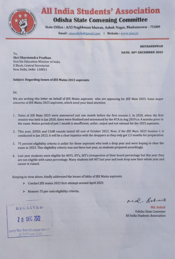 JyotsnamayeeNa9's tweet photo. In order to bring the session on track, the concerned bodies want to get jee mains done in January as they are thinking that a dropper can complete their syllabus of 2 years in span of 2-3 months
#JEEAfterBoards
@ZeeNewsEnglish @PMOIndia @ndtv@newsindia24x7_ @EduMinOfIndia https://t.co/Jtj0pKWDgr