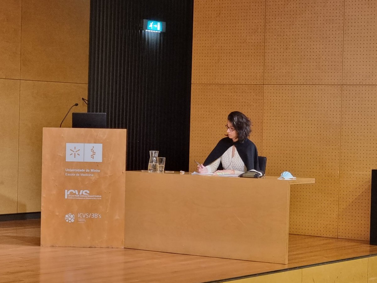 BelinaRodrigues's tweet photo. 2022 in review - my 2022 in 5 acts:

Act 1 – PhD defense

At the beginning of 2022, I successfully defended my PhD!

From Braga (University of Minho), to Birmingham (University of Birmingham) and Lausanne (Université de Lausanne), thanks to everyone who contributed to my success! https://t.co/WFFikwFUtE