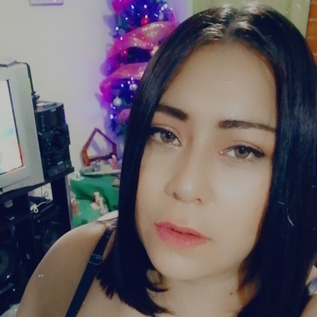 BrigitteRubian1's tweet photo. Feliz navidad para todos ternuritas 😘💋💋💋❤️ https://t.co/PWLSXsSKad