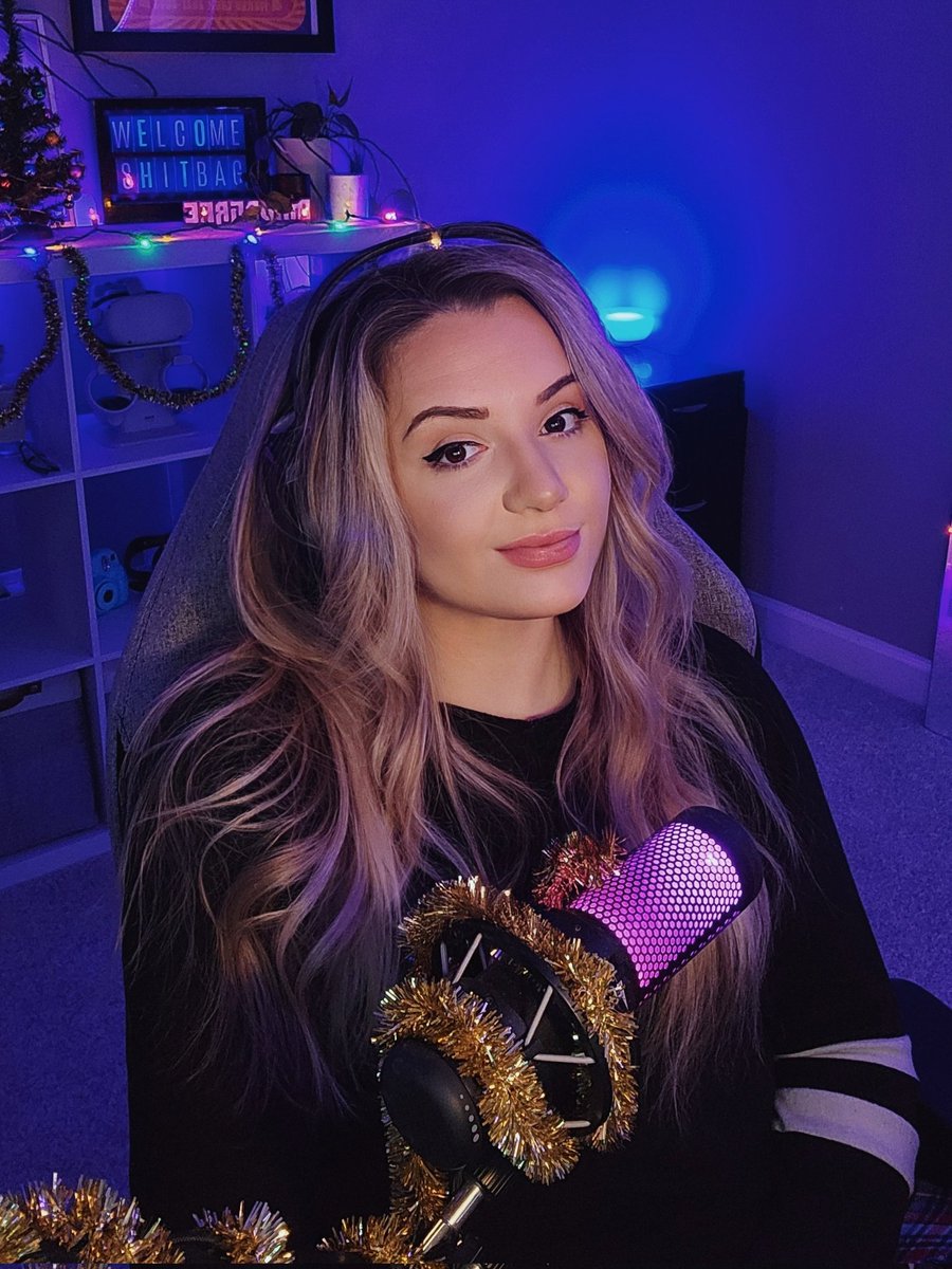 STREAM SNIPE MEEE

TWITCH.TV/MADGGREE