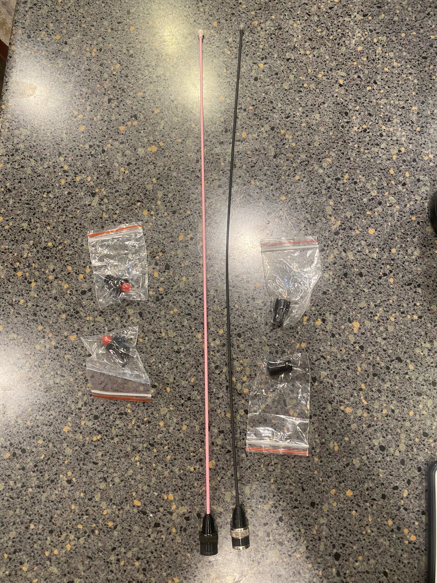 KA7HOS_UT's tweet photo. Nice stocking stuffers from #signalstuff. The signal stick bnc HT antennas were $10 each on clearance. What a bargain, and every purchase supports @hamstudy! #hamradio #signalstick https://t.co/OFxy4GOTNk