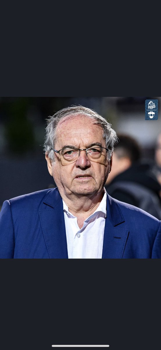 youngjeune_off's tweet photo. il s’encule un cubi de blanc sec à 9h du mat en plan séquence ! https://t.co/IiowB3pzCi